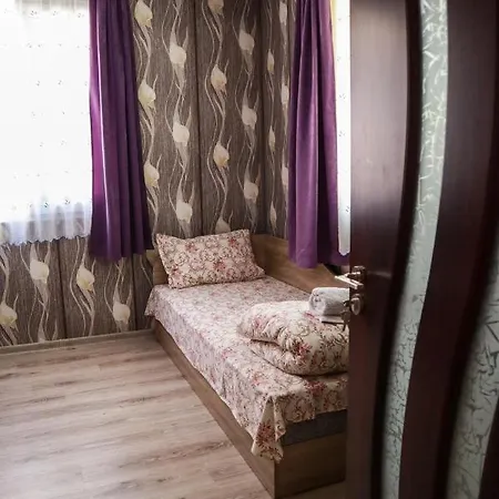 Homely Bungalow Fro 2 Or 3 Persons