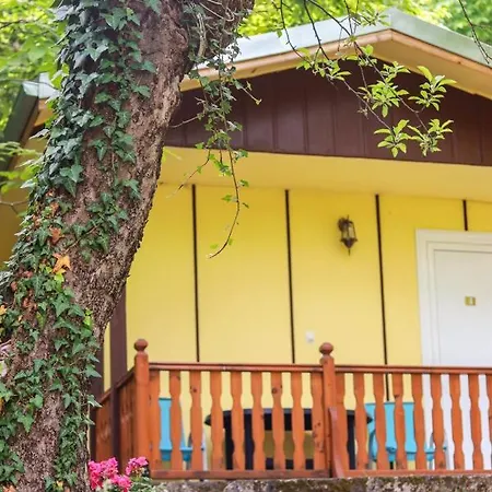 بيت ضيافة Homely Bungalow Fro 2 Or 3 Persons 3*