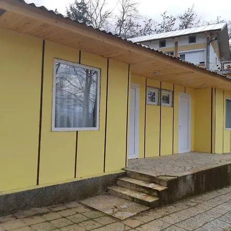 Homely Bungalow Fro 2 Or 3 Persons Gæstehus 3*